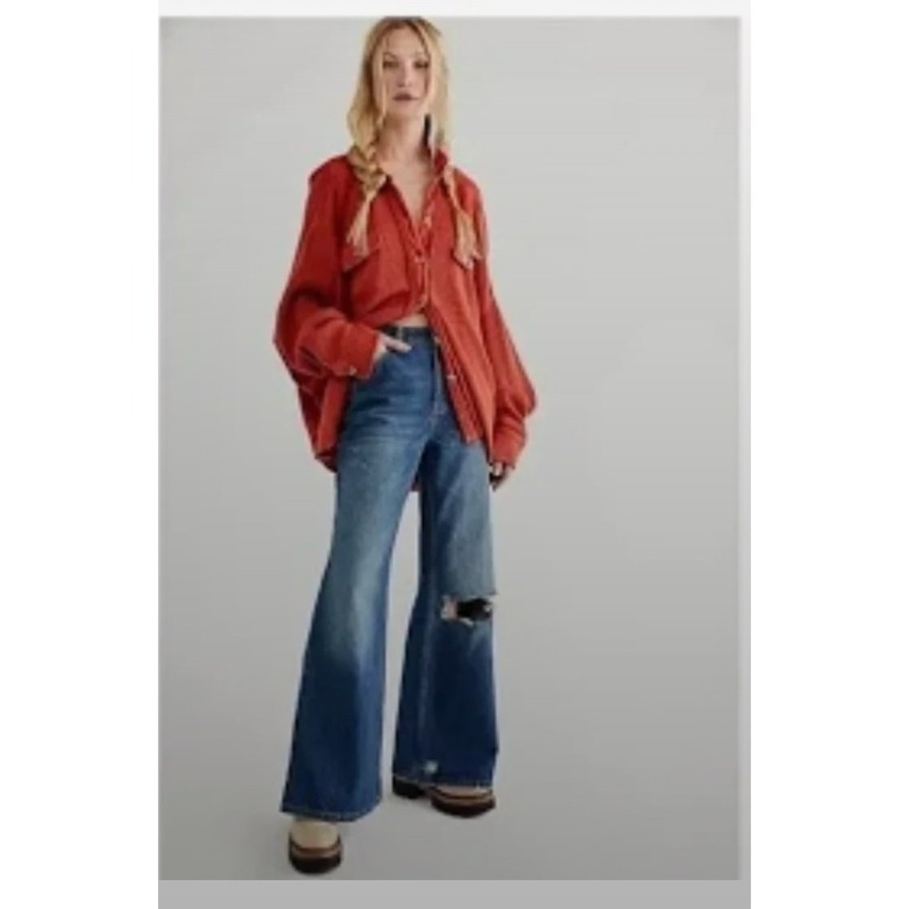 Free People We The Free Curvy Misfit Flare Jeans Blue Distressed Plus Size 35